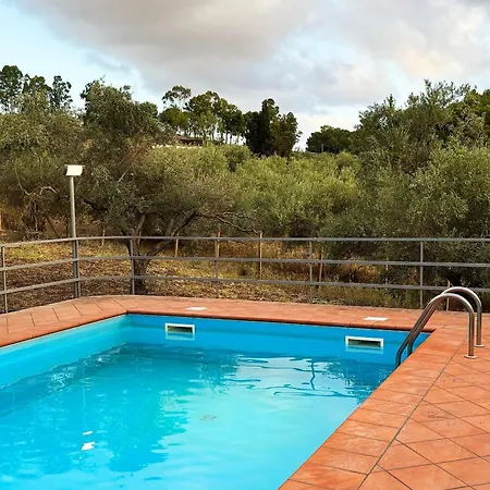 Con Piscina * Ventimiglia di Sicilia